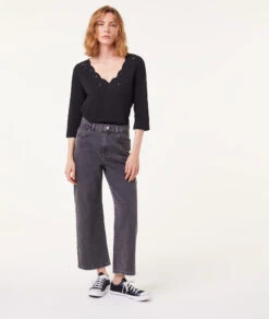 T-Shirt Mit Langen Ärmeln Und Durchbrochenen Details SCHWARZ 7 T-Shirt Mit Langen Ärmeln Und Durchbrochenen Details SCHWARZ -Jane Kleidung Geschaft 653791505 6