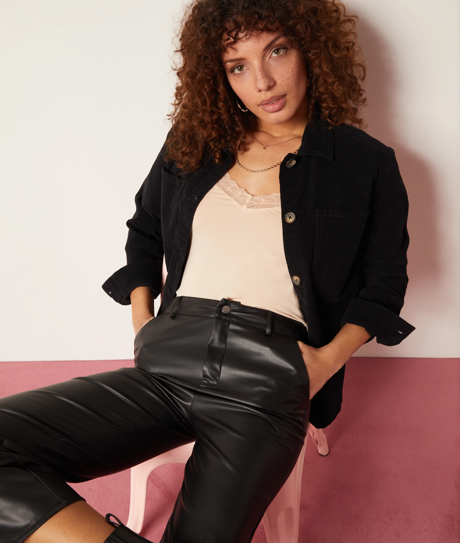 Caraco Mit Spitze Am Ausschnitt BLUSH 4 Caraco Mit Spitze Am Ausschnitt BLUSH – Bild 4