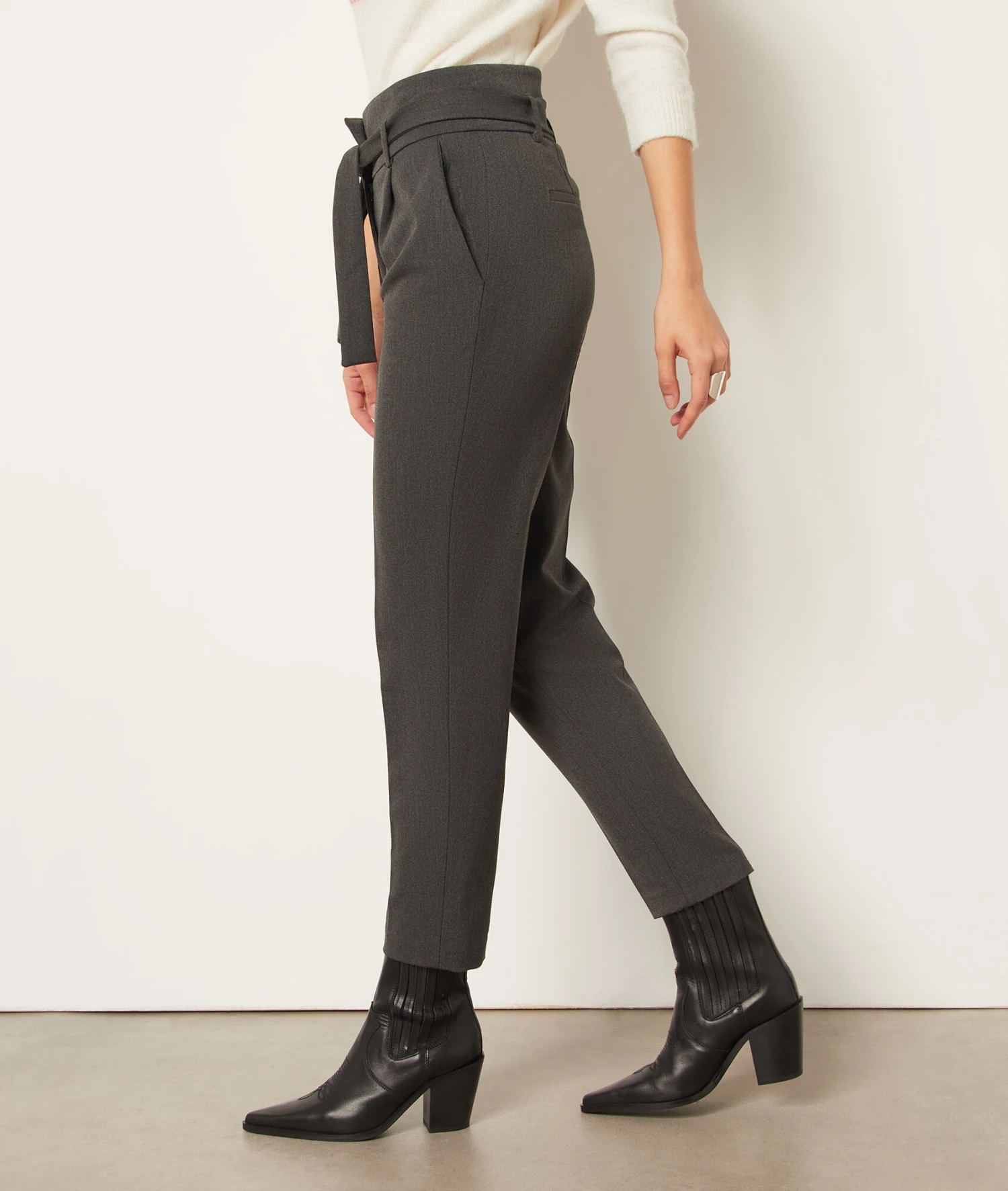 Hose Im Karottenschnitt ANTHRAZIT 5 Hose Im Karottenschnitt ANTHRAZIT – Bild 5