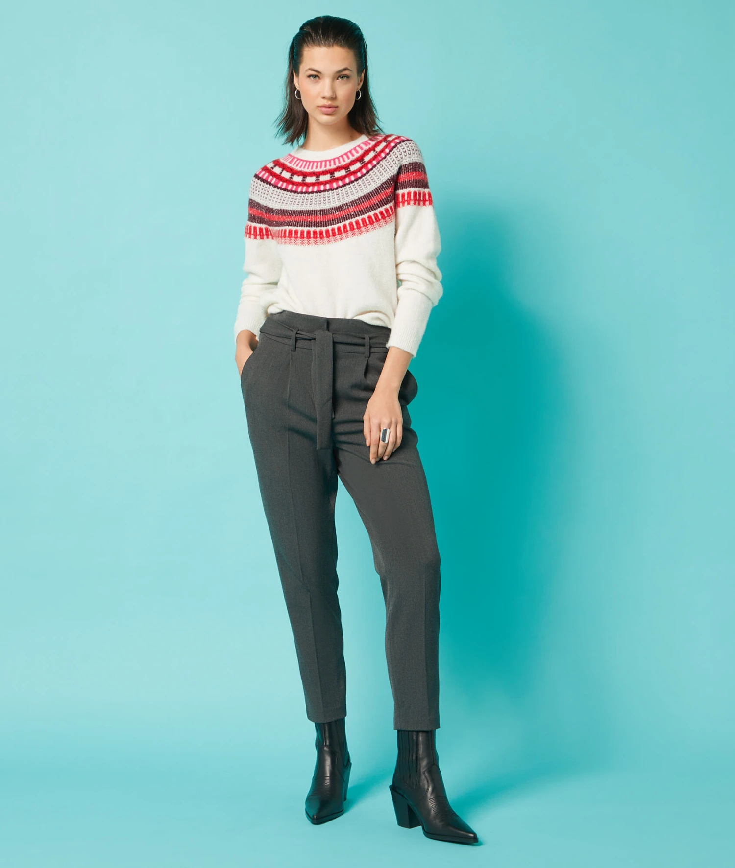 Hose Im Karottenschnitt ANTHRAZIT 1 Hose Im Karottenschnitt ANTHRAZIT