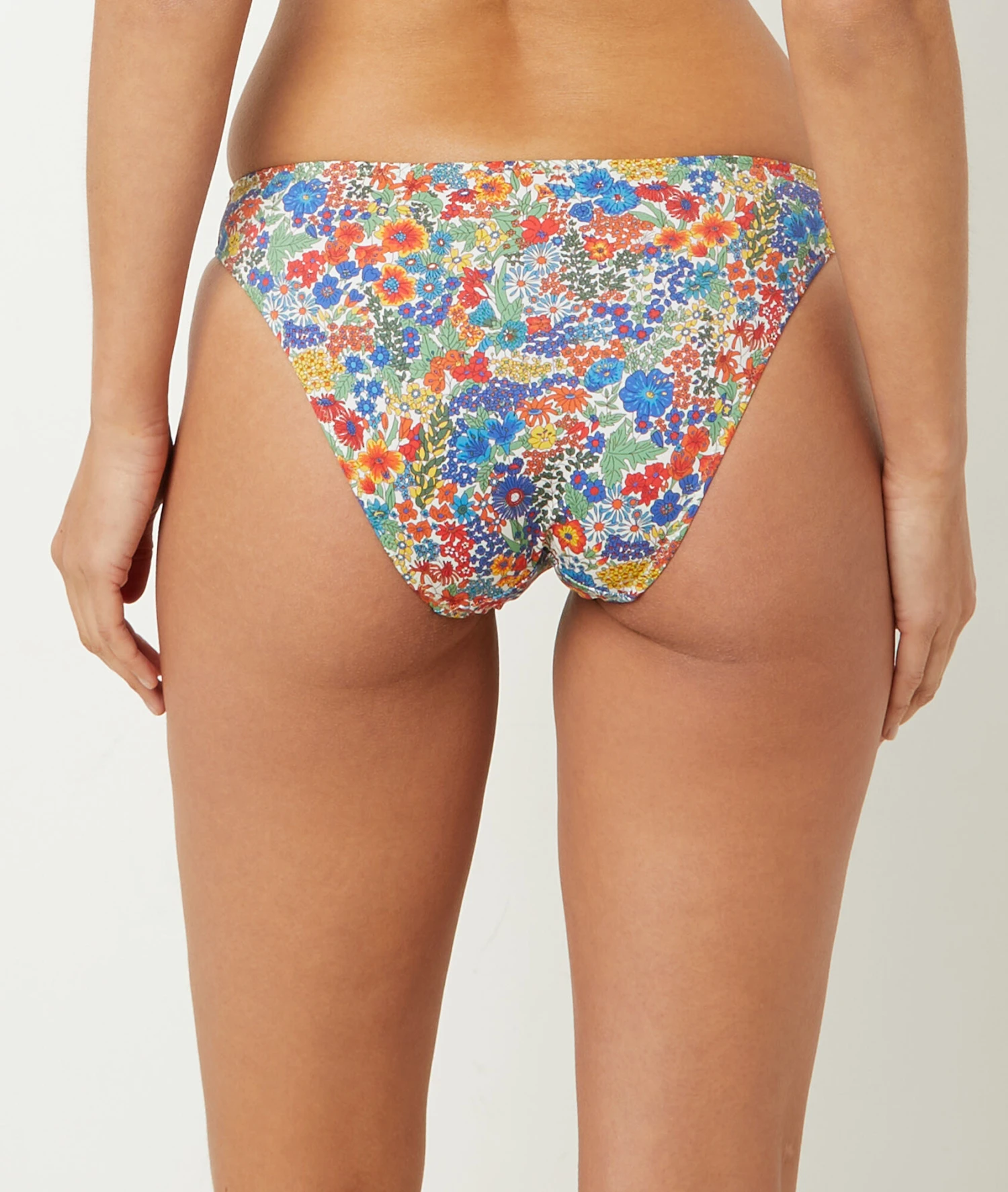 Bikiniunterteil – Bikini-Panty Aus Liberty-Gewebe MEHRFARBIG 2 Bikiniunterteil – Bikini-Panty Aus Liberty-Gewebe MEHRFARBIG – Bild 2