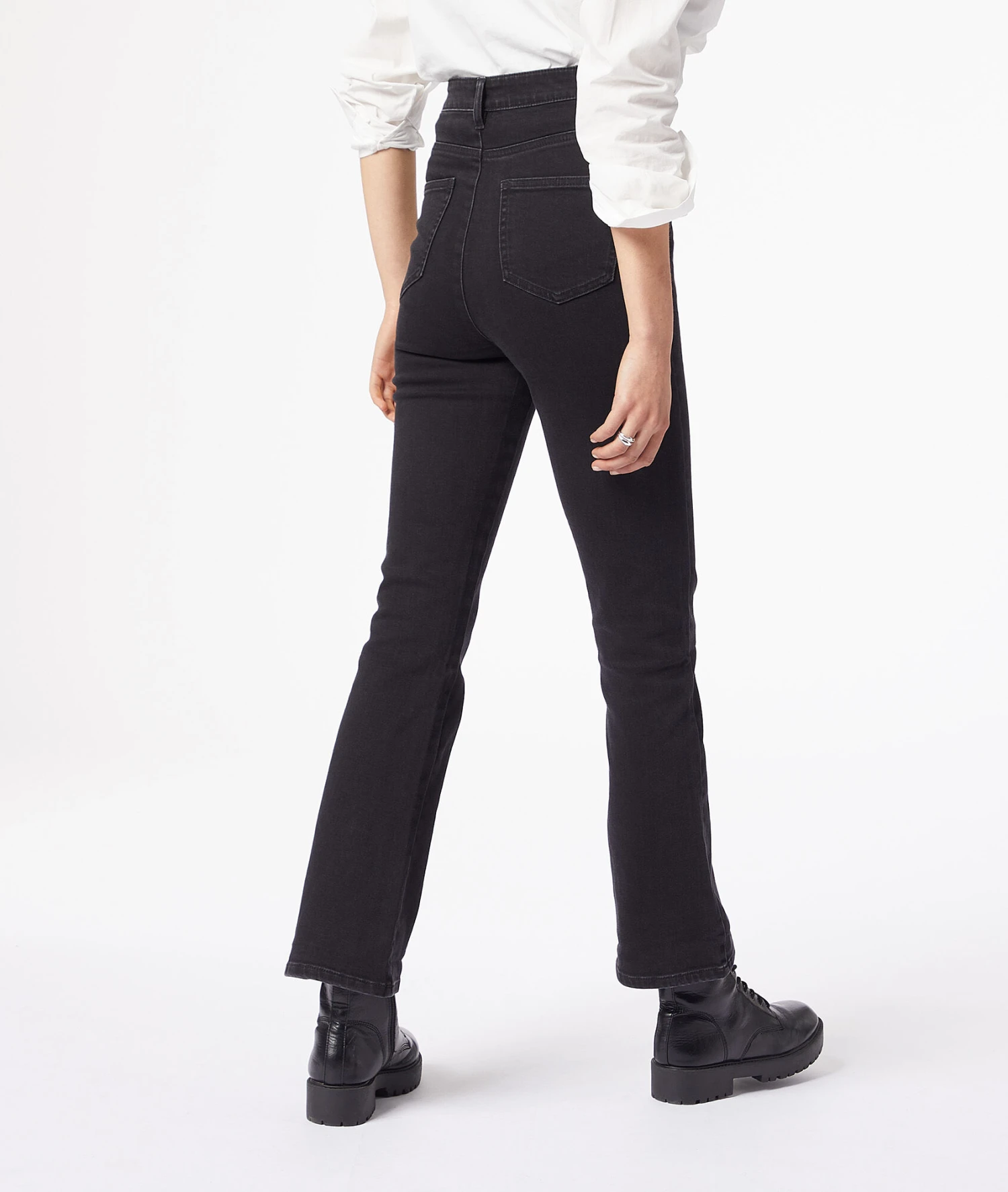 Ausgestellte Jeans Mit Hoher Taille SCHWARZ 2 Ausgestellte Jeans Mit Hoher Taille SCHWARZ – Bild 2