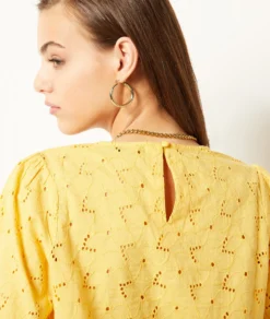 T-Shirt Mit Kurzen Ärmeln Mit Stickereien SONNENGELB 8 T-Shirt Mit Kurzen Ärmeln Mit Stickereien SONNENGELB -Jane Kleidung Geschaft 653996454 b