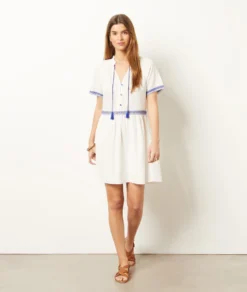 Kleid Mit Gestickten Details 100 % Baumwolle WEIß