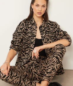 Schmal Geschnittene Hose NOIR -Jane Kleidung Geschaft 654021605 6