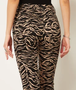 Schmal Geschnittene Hose NOIR -Jane Kleidung Geschaft 654021605 b